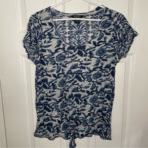 Lucky Brand cute boho tshirt with tie front size Medium - Picture 1 of 8